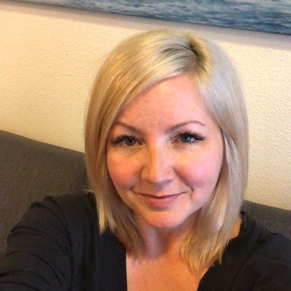 Meet your Posher, Wendy - Picture 1 of 1